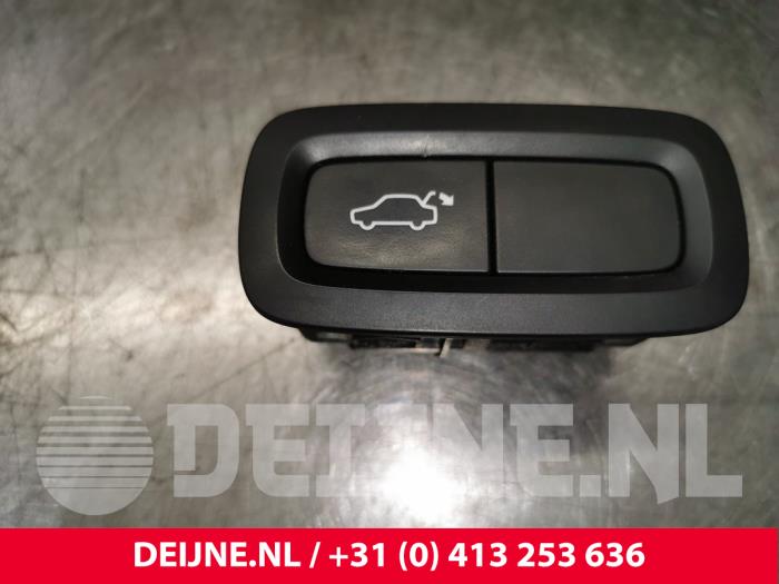 Volvo V60 Schalter Heckklappe O172456
