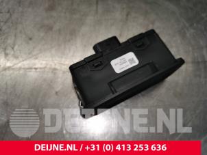 Volvo V60 Tailgate switch O172456 photo 2