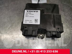 Volvo V60 Module achterklep motor O172468 foto 2