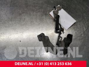 Volvo V60 Xenon hoogteregelaar O172485 foto 2