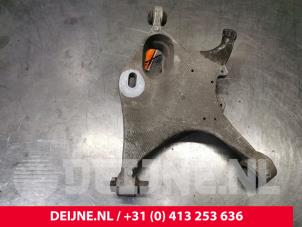Volvo V60 Rear spring retainer, left O172500 photo 3
