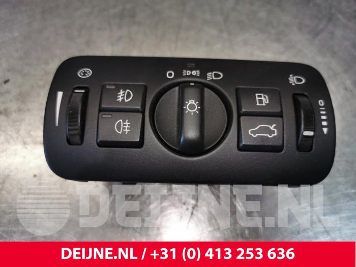 Volvo V70 Light switch O172553