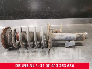 Volvo V70 Schokdemperpoot links-voor O172569 foto 3