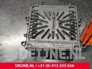Volvo V70 Engine management computer O172630 photo 3