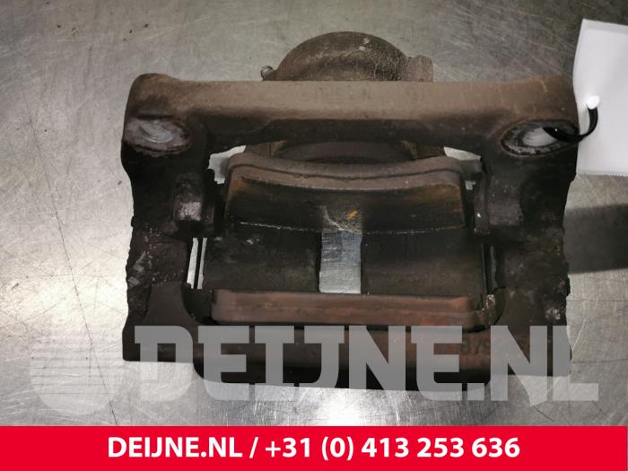 Mercedes Citan Remklauw (Tang) links-voor O172682