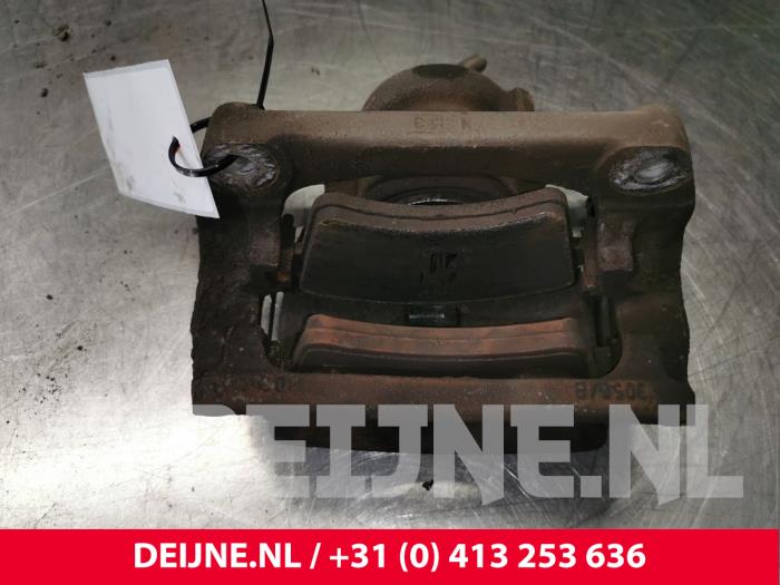 Mercedes Citan Remklauw (Tang) rechts-voor O172684