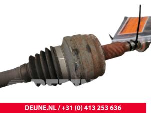 Volkswagen Transporter Aandrijfas links-achter O172746 foto 3