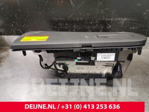 Volvo XC40 Handschuhfach O172787 foto 2