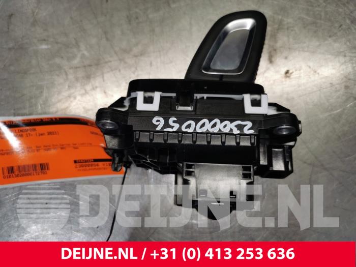 Volvo XC40 Versnellingspook O172793