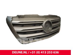 Mercedes Sprinter Grille O9990001669 photo 2
