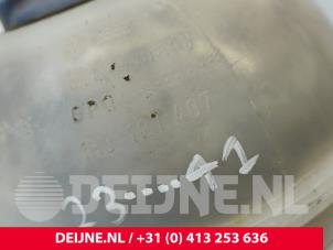 Volkswagen Caddy Expansion vessel O172868 photo 3