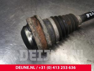 Volkswagen Transporter Antriebswelle links vorne O172965 foto 3