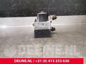 Gebruikte ABS Pomp Volkswagen Transporter T5 2.0 TDI BlueMotion Prijs € 242,00 Inclusief btw aangeboden door van Deijne Onderdelen Uden B.V.