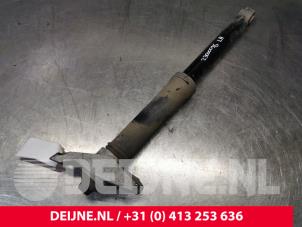 Volvo XC40 Rear shock absorber, left O173170 photo 3