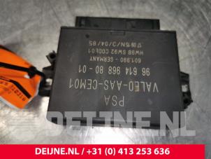 Citroen Jumpy PDC Module O173203 photo 2