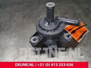 Volvo V60 Additional water pump O173256 photo 2