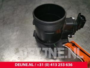 Toyota Pro-Ace Luftmengenmesser O173267 foto 2