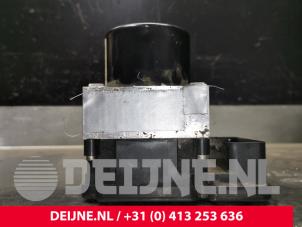 Volvo V40 ABS Pomp O173274 foto 3