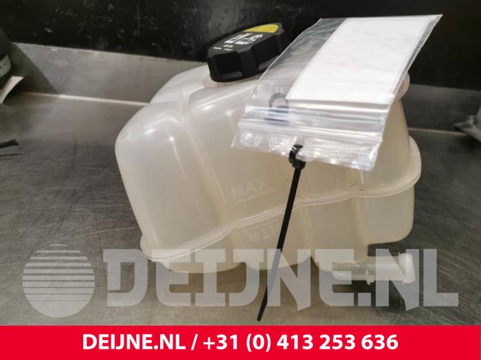 Volvo XC90 Expansievat O173324