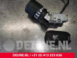 Peugeot Expert Ignition lock + key O173427 photo 3