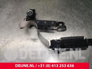 Peugeot Expert Radiobedienfeld O173432 foto 2
