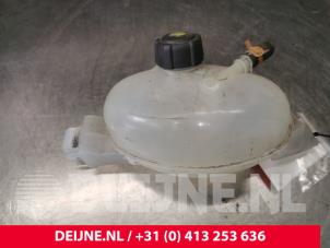 Renault Master Expansion vessel O173490 photo 3