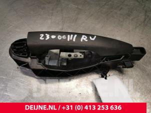 Gebruikte Deurgreep 2Deurs rechts Peugeot Partner (EF/EU) 1.5 BlueHDi 75 Prijs € 30,25 Inclusief btw aangeboden door van Deijne Onderdelen Uden B.V.