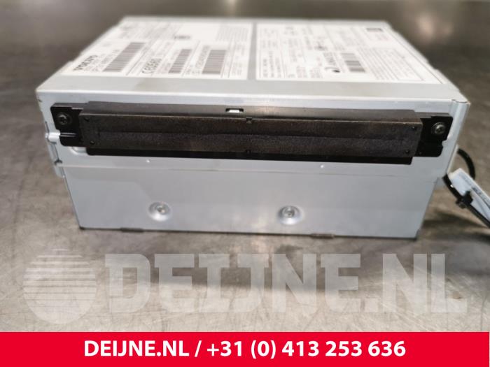 Volvo V40 CD Speler O173558