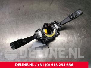 Volvo V40 Steering column stalk O173570 photo 2