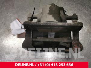 Toyota Pro-Ace City Front brake calliper, right O173623 photo 2