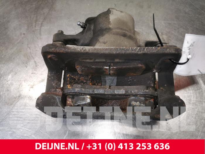 Toyota Pro-Ace City Front brake calliper, left O173621
