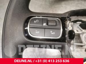 Toyota Pro-Ace City Stuurwiel O173632 foto 2