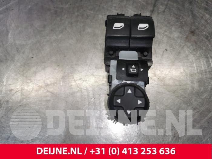 Toyota Pro-Ace City Electric window switch O173611