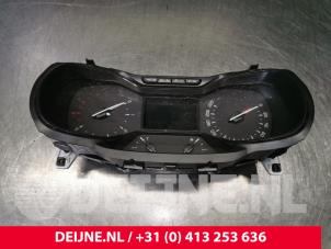 Toyota Pro-Ace City Kilometerteller KM O173616 foto 2