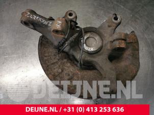 Mercedes Vito Fusee links-voor O173649 foto 2