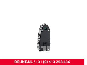 Mercedes Vito Elektrisch Raam Schakelaar O9990001678 foto 3