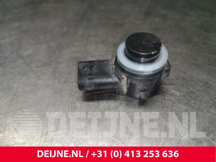 Toyota Pro-Ace City PDC Sensor O173840