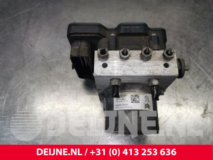 Toyota Pro-Ace ABS Pumpe O173881