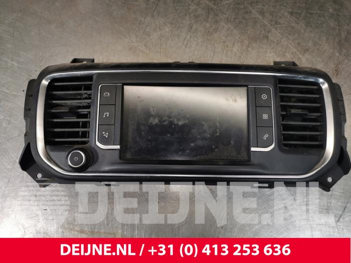 Toyota Pro-Ace Displays Multi Media Anzeige O173900