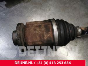 Volkswagen Transporter Antriebswelle links vorne O173976 foto 3