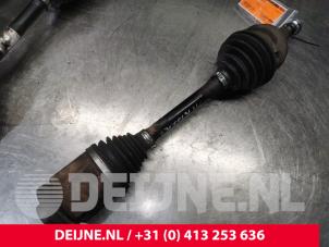 Volkswagen Transporter Antriebswelle links vorne O173976 foto 2