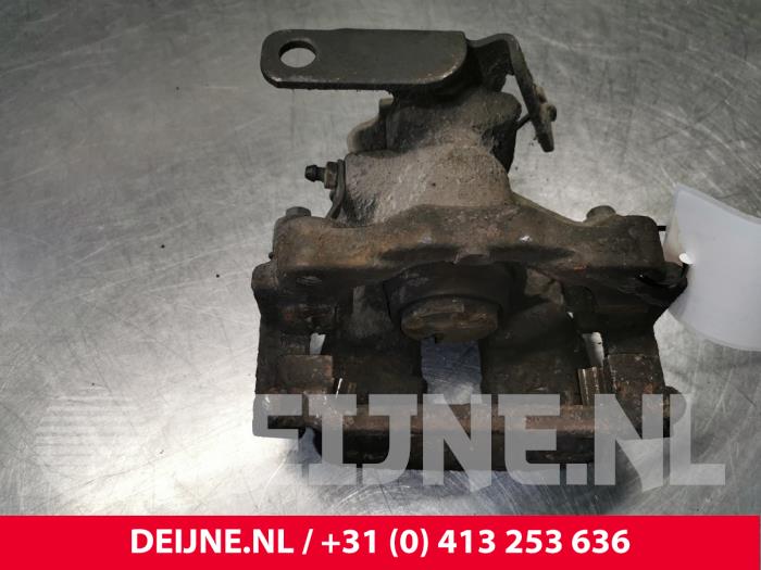 Ford Transit Bremszange rechts hinten O174093