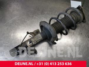 Volvo V40 Front shock absorber rod, right O174268 photo 2