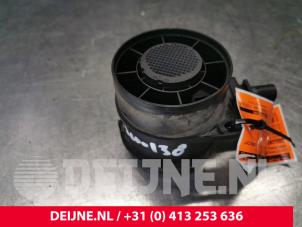 Mercedes Sprinter Airflow meter O174297 photo 2