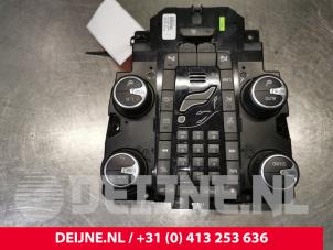 Volvo V40 Heater control panel O174310 photo 2