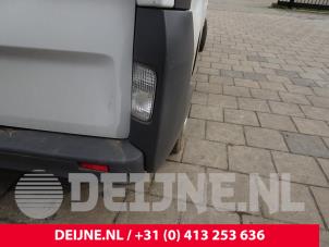 Gebruikte Bumperhoek rechts-achter Renault Trafic New (FL) 2.0 dCi 16V 115 Prijs op aanvraag aangeboden door van Deijne Onderdelen Uden B.V.
