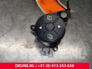 Mercedes Sprinter Steering wheel switch O174485 photo 2