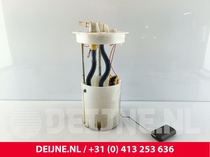 Gebruikte Tank element Pomp Ford Transit Connect (PJ2) 1.6 TDCi 16V 75 Prijs € 48,40 Inclusief btw aangeboden door van Deijne Onderdelen Uden B.V.