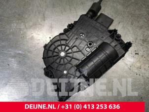 Mercedes Sprinter Central locking motor O174625 photo 3