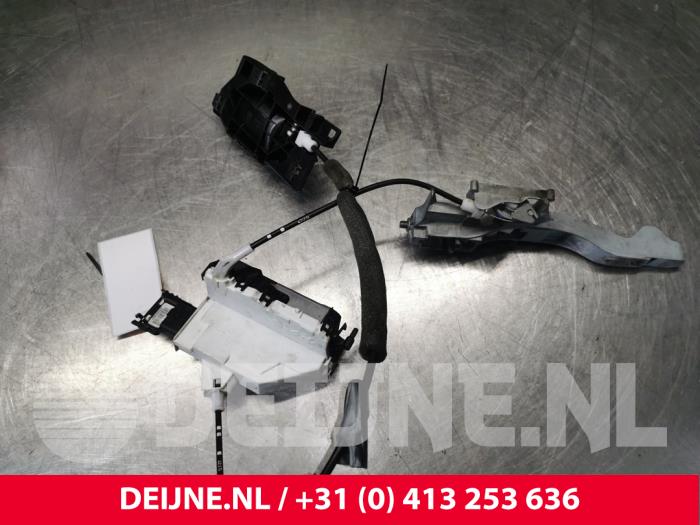 Peugeot Partner Deurslot Mechaniek 2Deurs rechts O174811